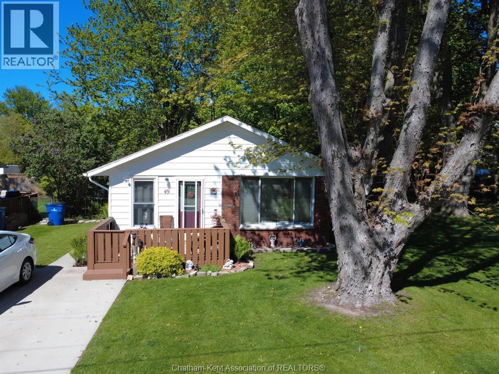 49 William Street South, Blenheim, Ontario  N0P 1A0 - Photo 4 - 26011014