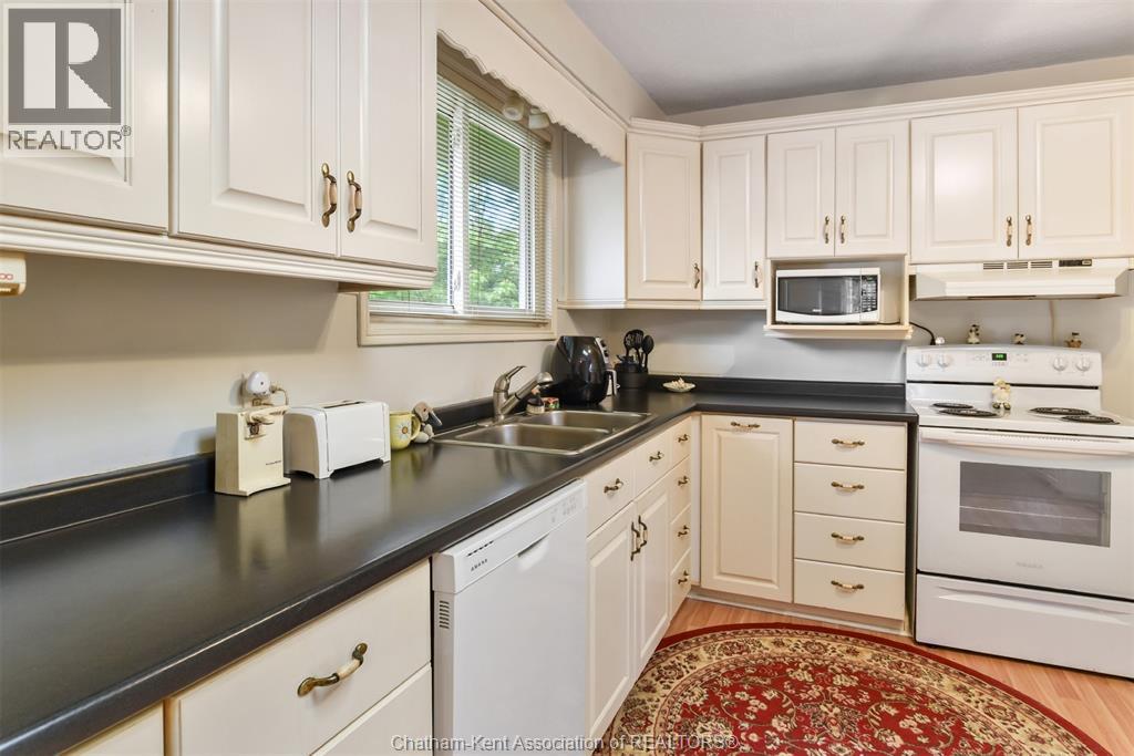 49 William Street South, Blenheim, Ontario  N0P 1A0 - Photo 28 - 26011014