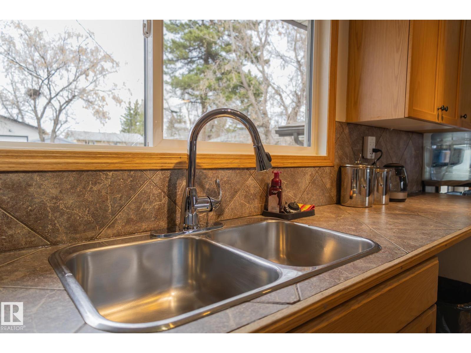 5132 49 Av, Onoway, Alberta  T0E 1V0 - Photo 5 - E4487831