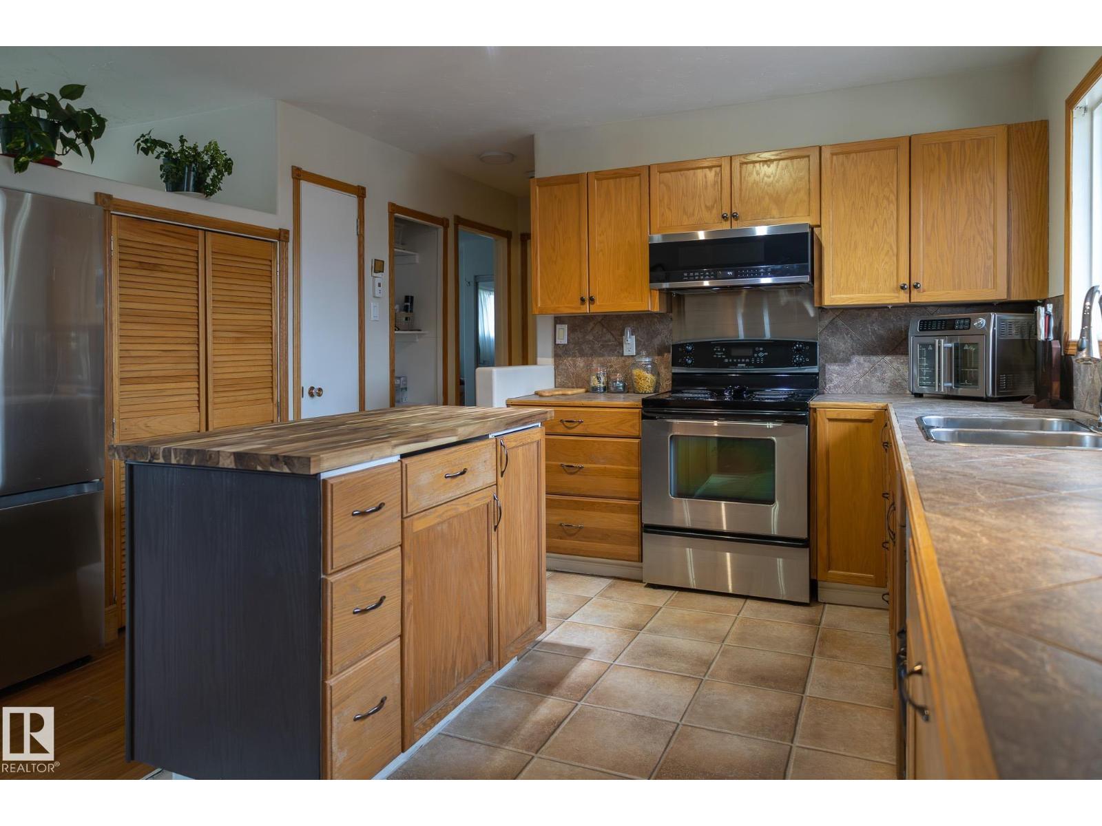 5132 49 Av, Onoway, Alberta  T0E 1V0 - Photo 6 - E4487831