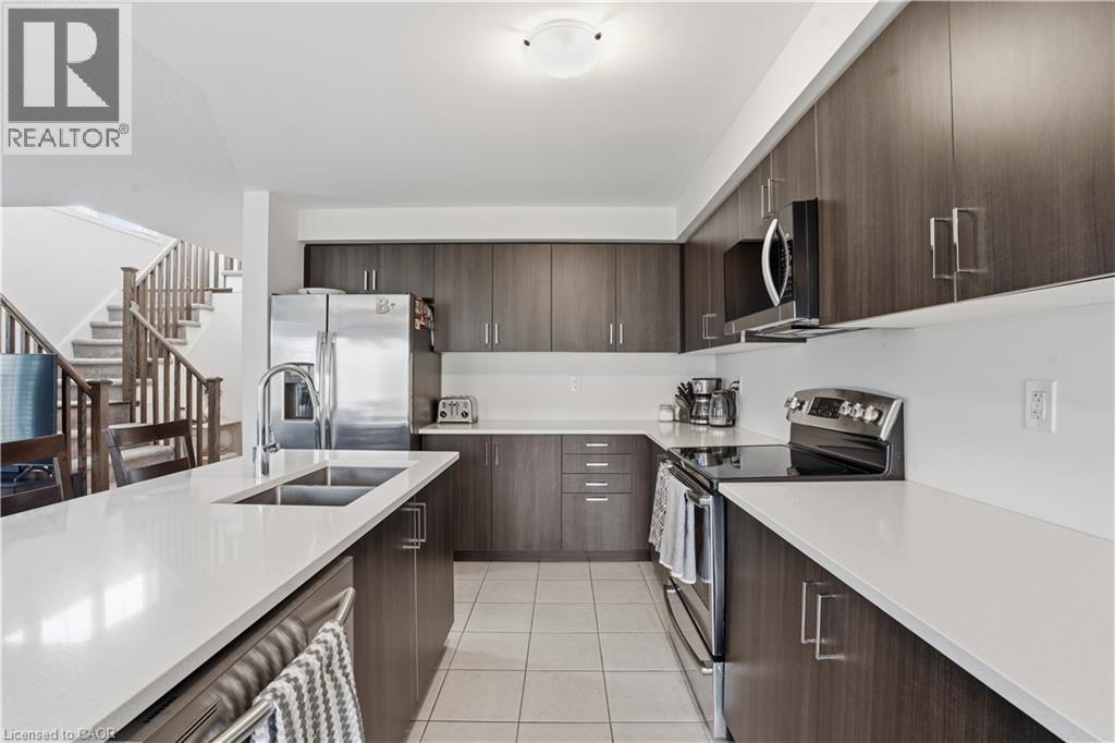 45 W Longboat Lane W, Brantford, Ontario  N3T 0P3 - Photo 6 - 40830527