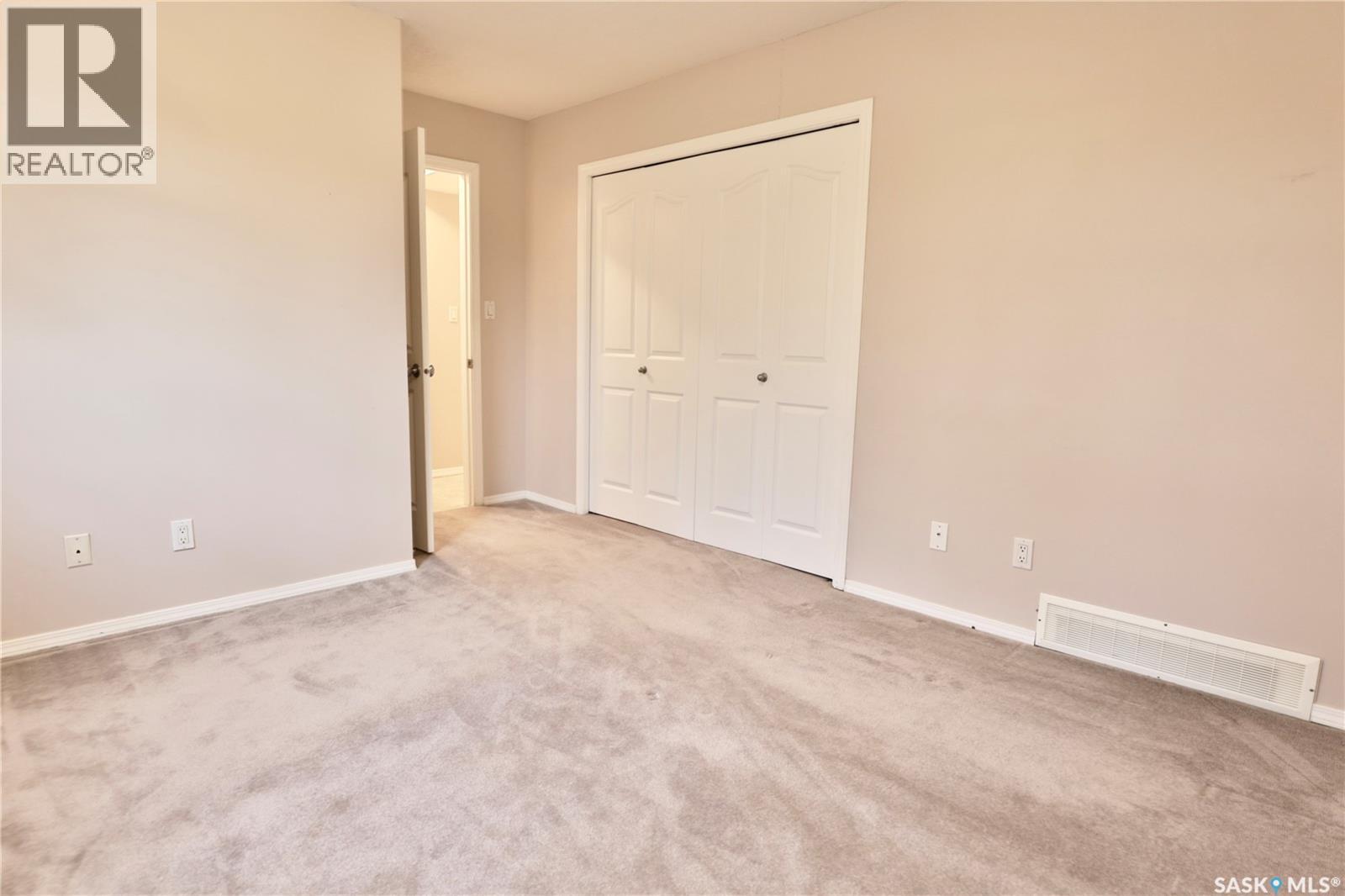 220 Cedar Meadow Drive, Regina, Saskatchewan  S4X 3J6 - Photo 15 - SK035995