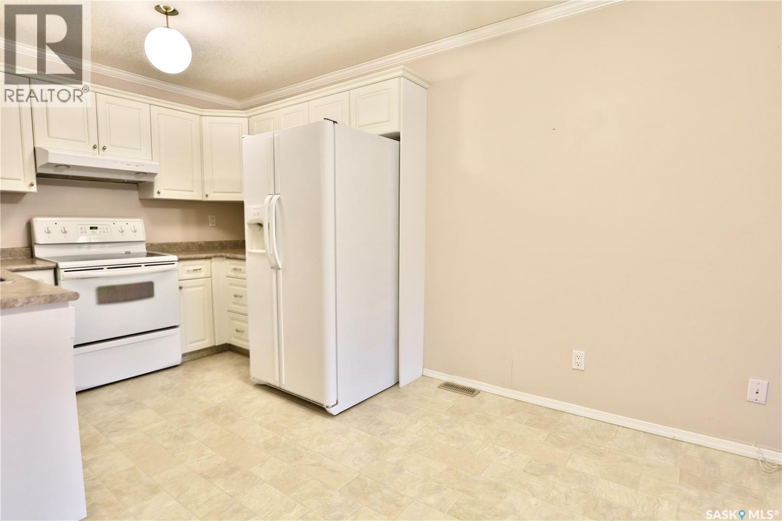 220 Cedar Meadow Drive, Regina, Saskatchewan  S4X 3J6 - Photo 6 - SK035995