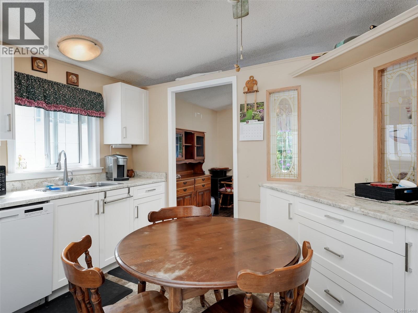 2 2741 Stautw Rd, Central Saanich, British Columbia  V8M 2E9 - Photo 8 - 1034060