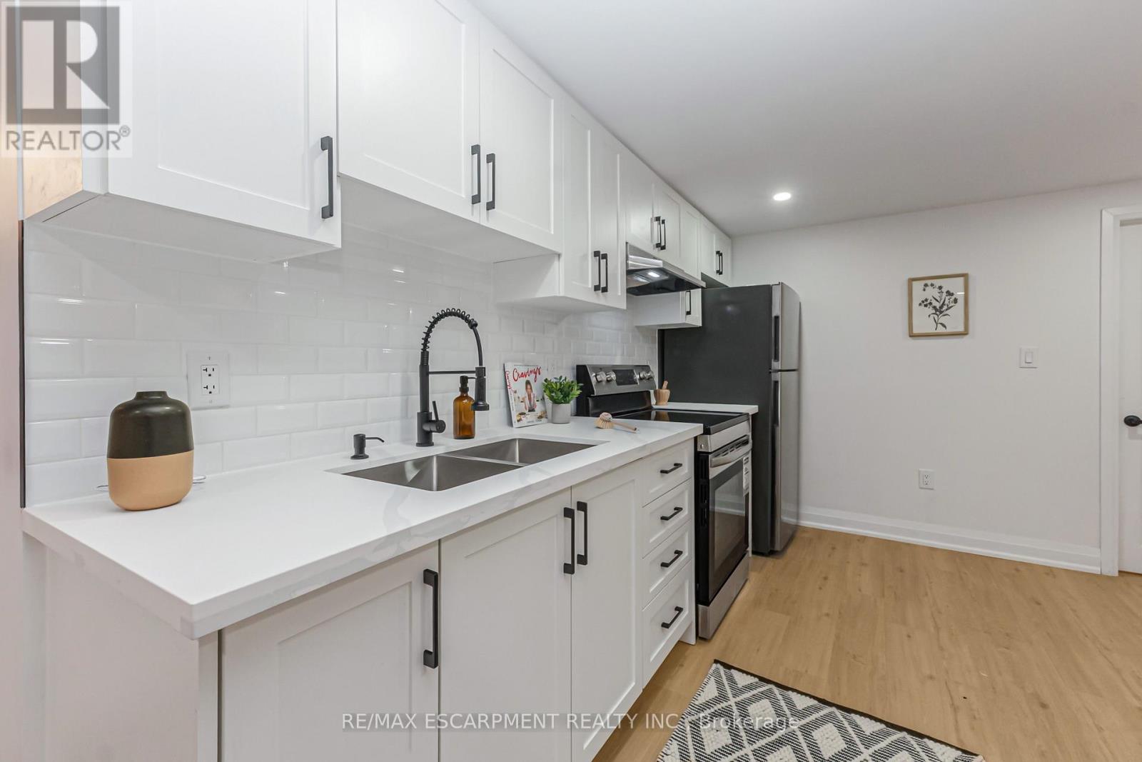 487 East 37th Street, Hamilton, Ontario  L8V 4C1 - Photo 33 - X13130974