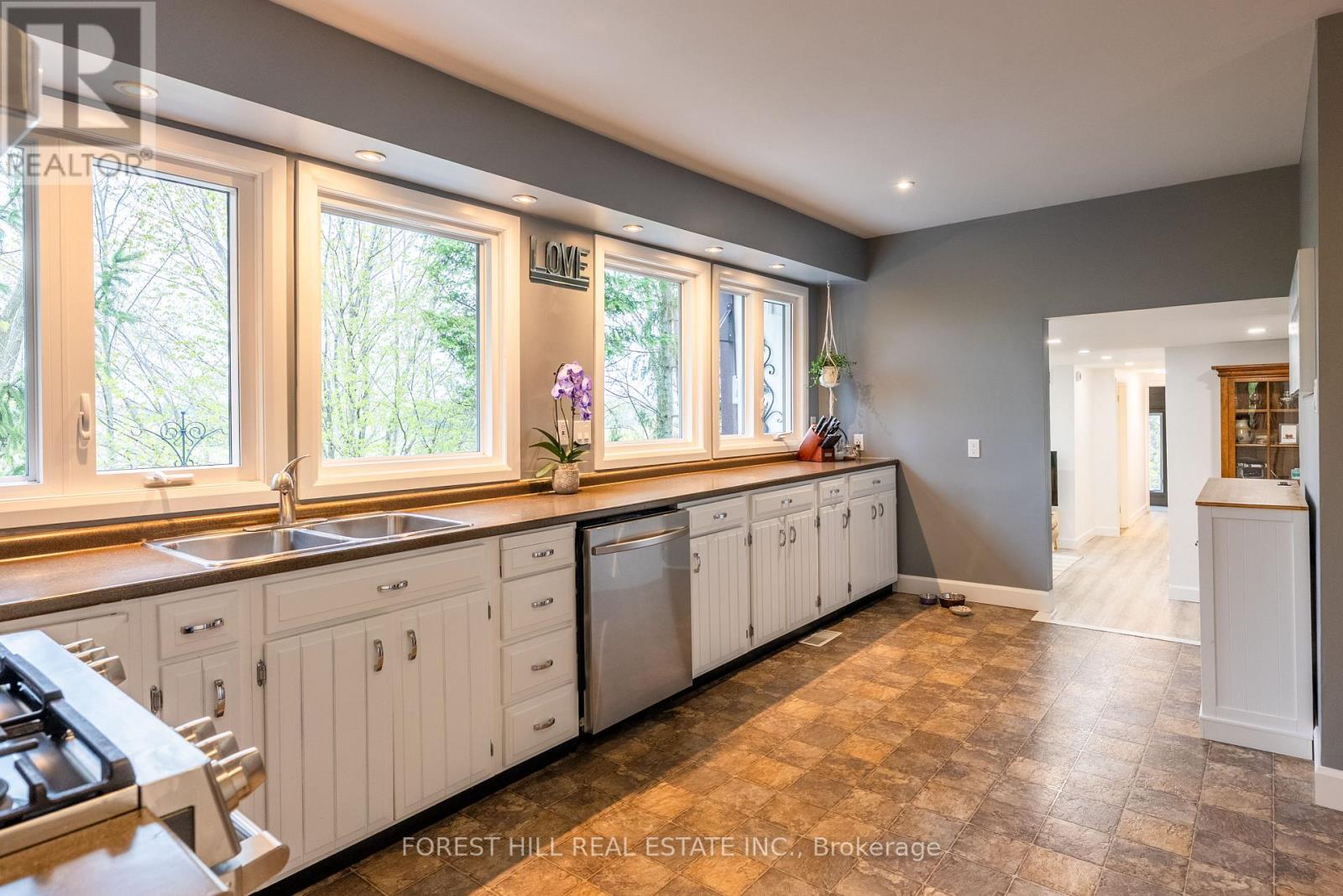 1120 Lisbon Road, Wilmot, Ontario  N0B 2T0 - Photo 9 - X13130976