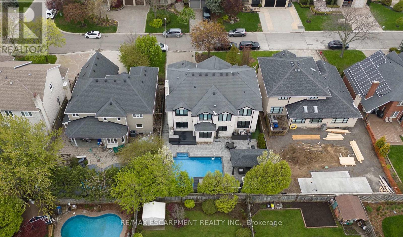 27 Elodia Court, Hamilton, Ontario  L9C 7R2 - Photo 46 - X13131030