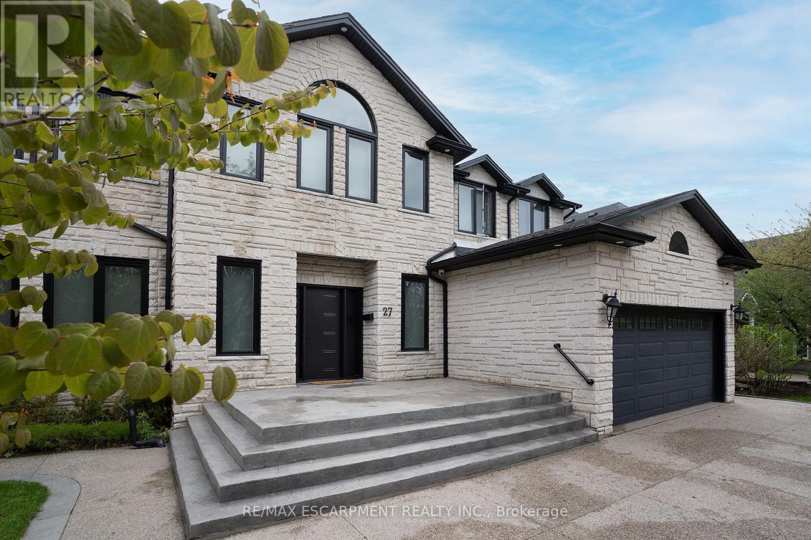 27 Elodia Court, Hamilton, Ontario  L9C 7R2 - Photo 48 - X13131030
