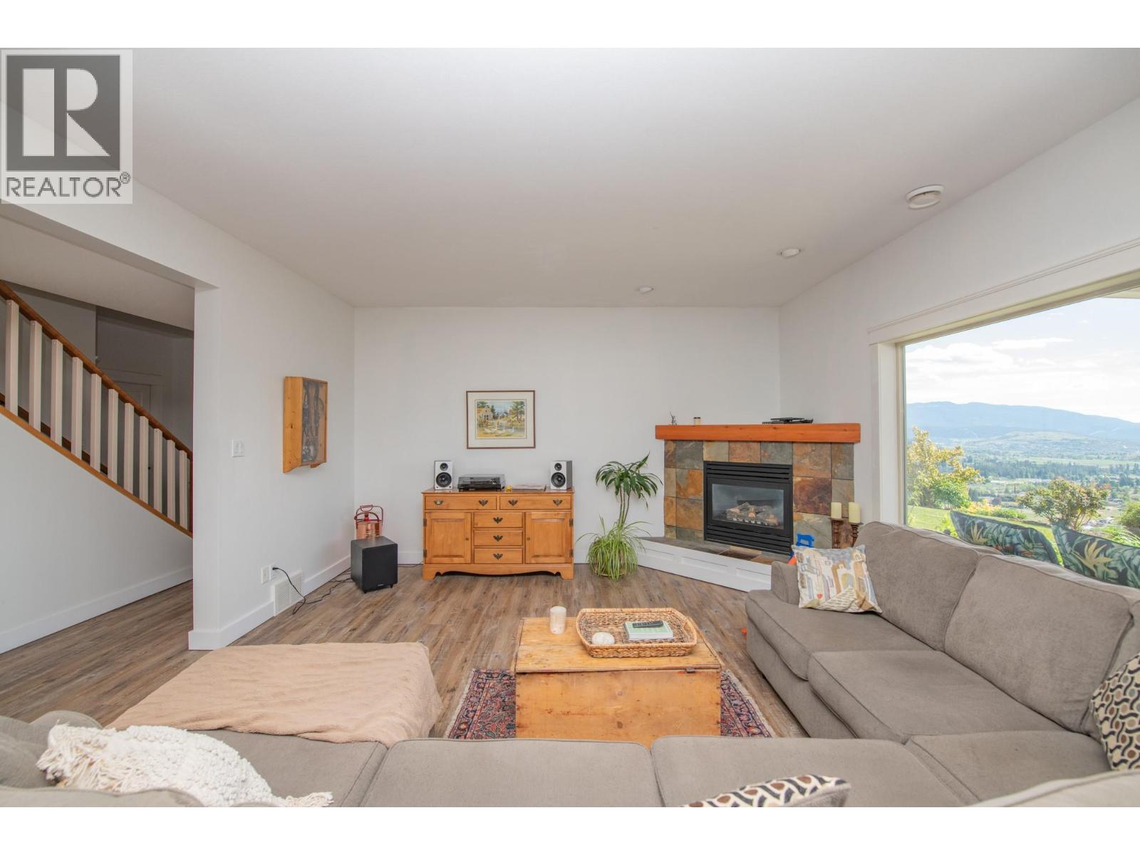 1437 Copper Mountain Court, Vernon, British Columbia  V1B 3Y7 - Photo 36 - 10387394