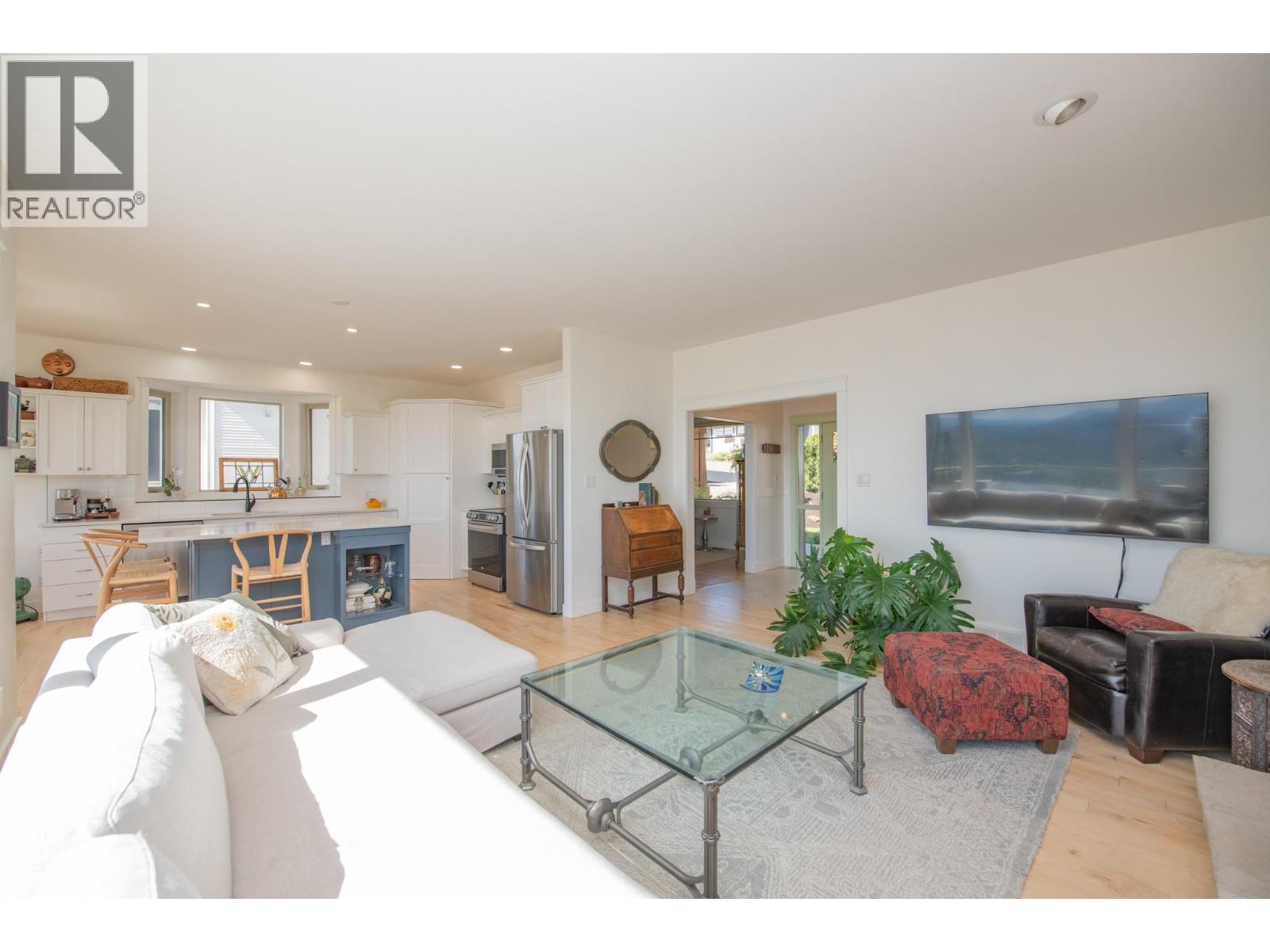 1437 Copper Mountain Court, Vernon, British Columbia  V1B 3Y7 - Photo 13 - 10387394