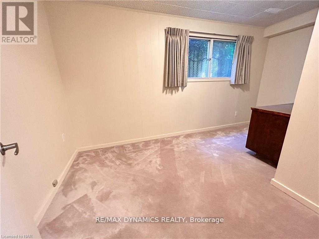 Lower Unit - 32 Mississauga Road, St. Catharines, Ontario  L2N 2K4 - Photo 11 - X13131146