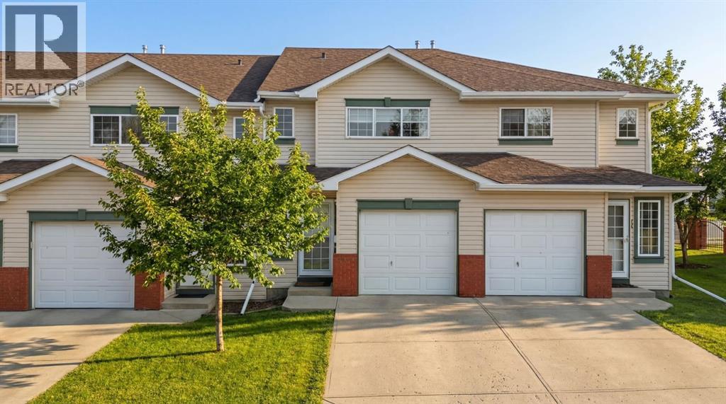 13 Country Hills Villas Nw, Calgary, Alberta  T3K 4S8 - Photo 1 - A2300908