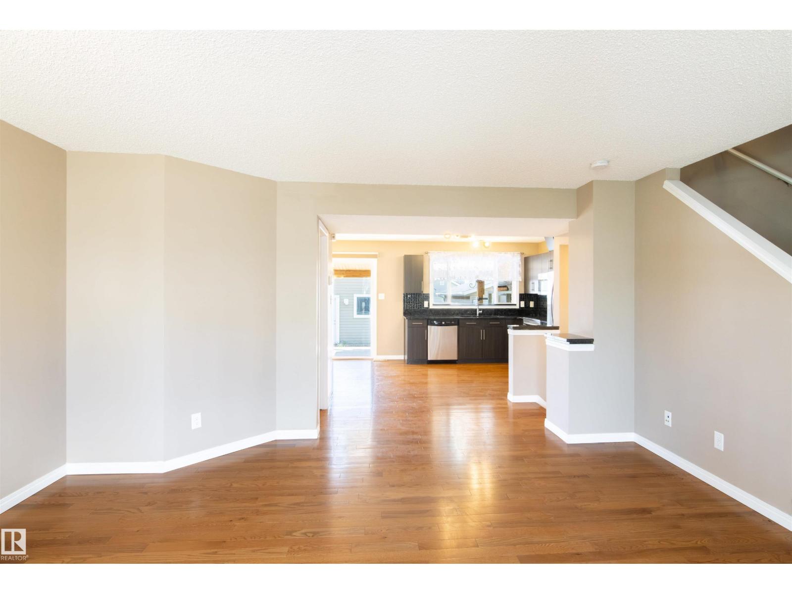 9116 Shaw Wy Sw, Edmonton, Alberta  T6X 0S4 - Photo 6 - E4487837