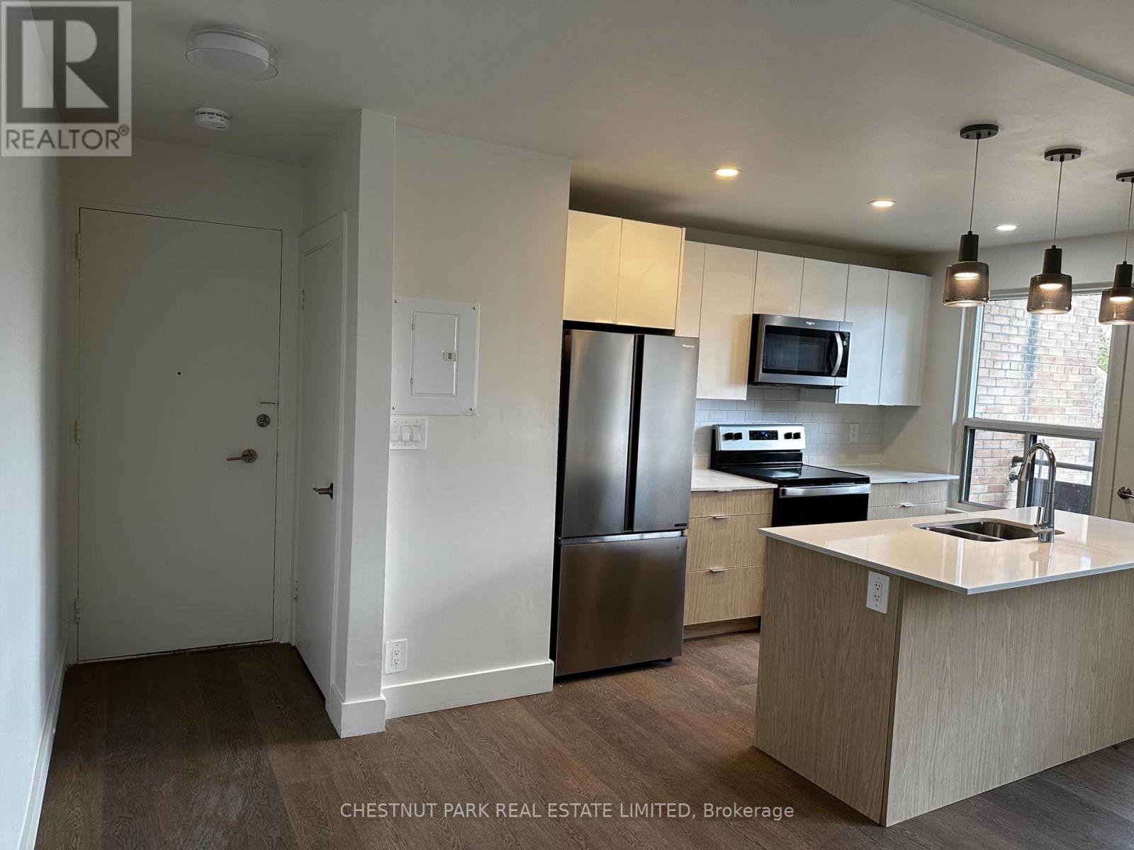4 - 1 Wingreen Court, Toronto, Ontario  M3B 1B9 - Photo 13 - C13131054