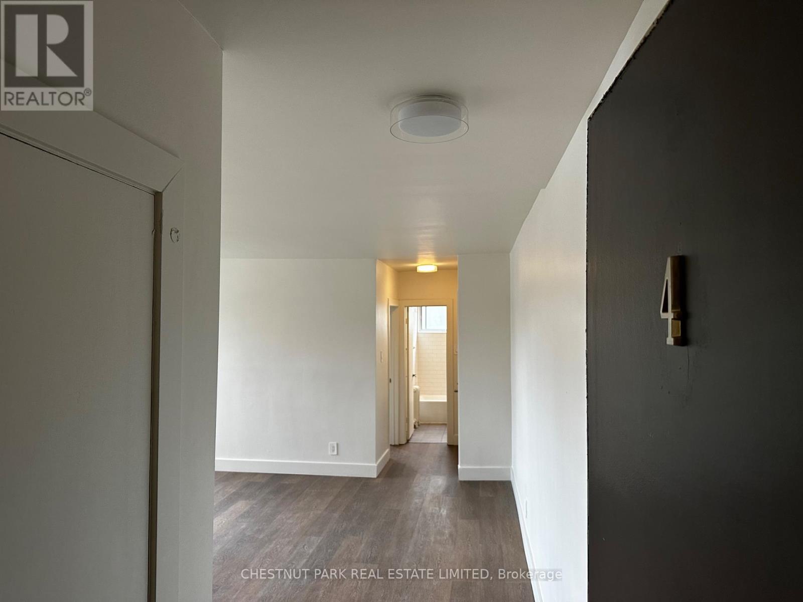 4 - 1 Wingreen Court, Toronto, Ontario  M3B 1B9 - Photo 3 - C13131054
