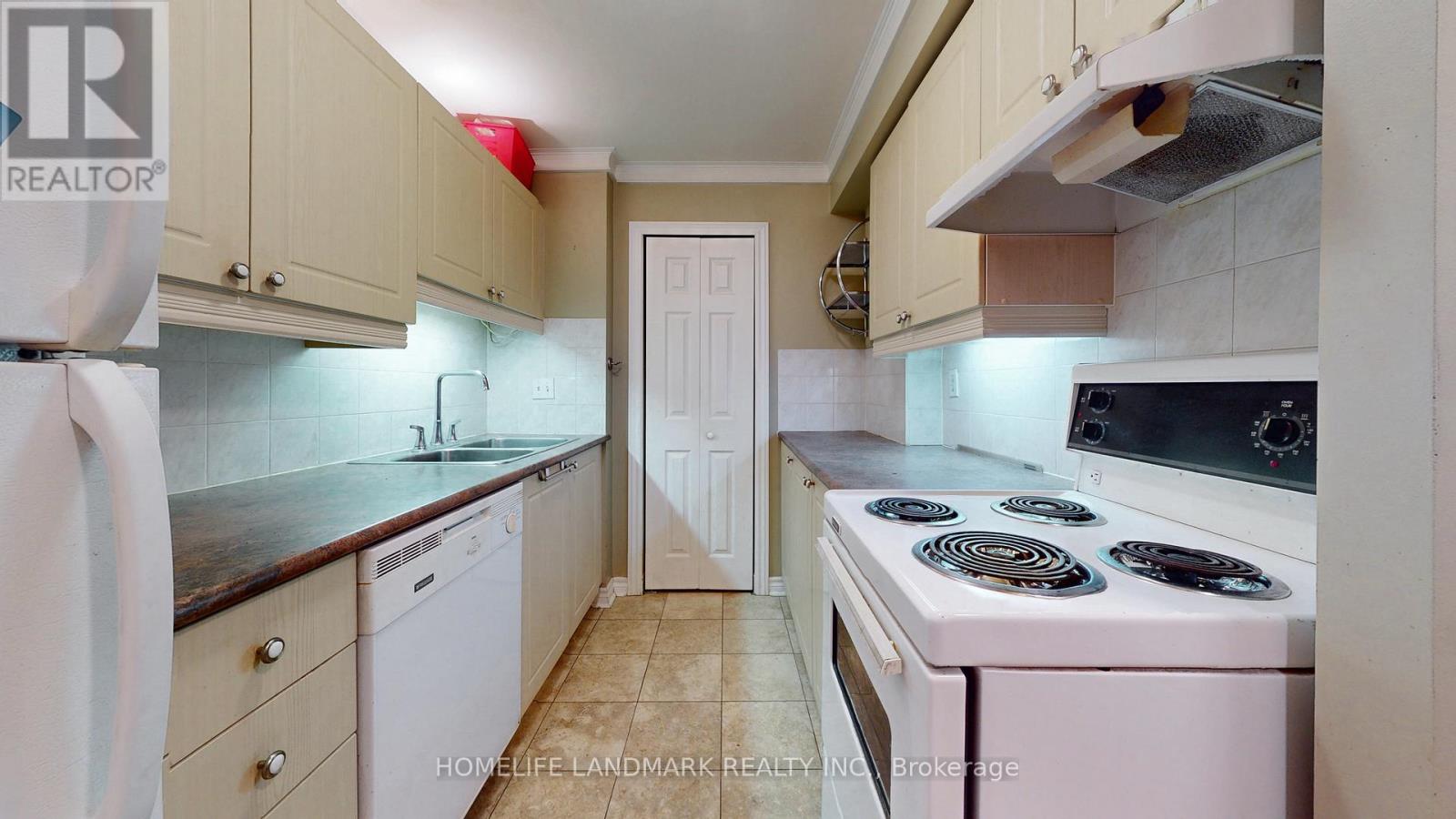 301 - 555 Wilson Heights Boulevard, Toronto, Ontario  M3H 6B5 - Photo 12 - C13131156