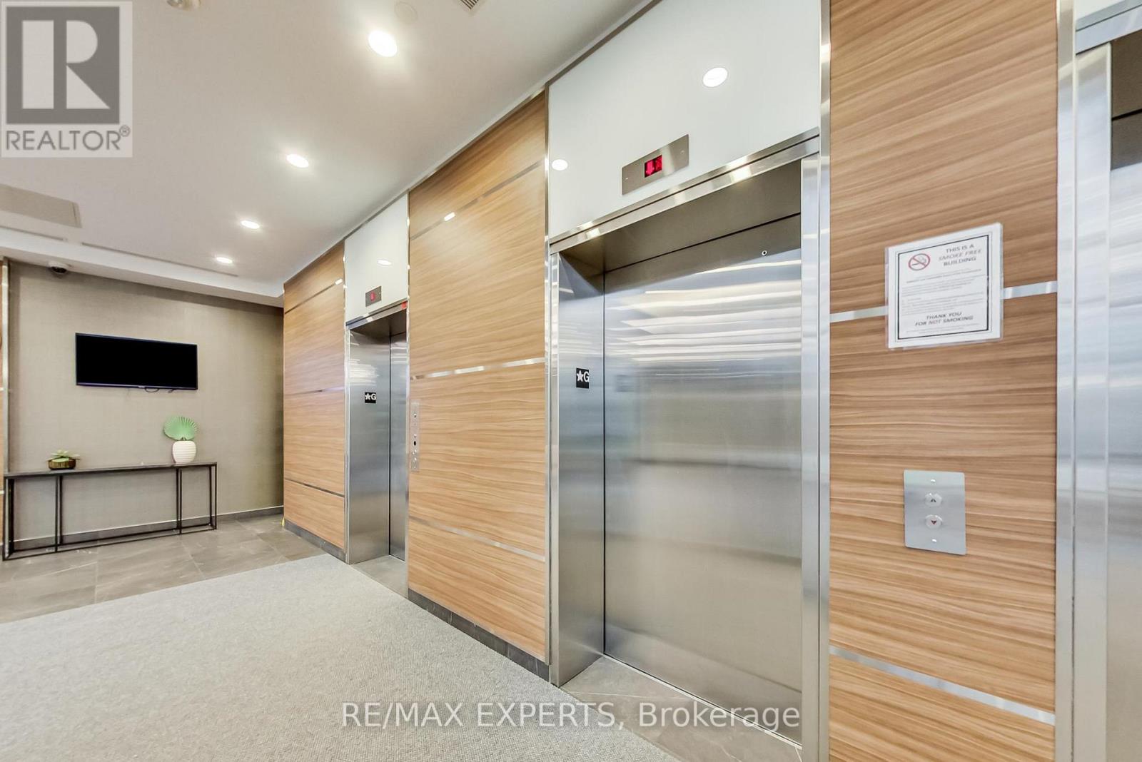1111 - 56 Forest Manor Road, Toronto, Ontario  M2J 1M6 - Photo 11 - C13131164