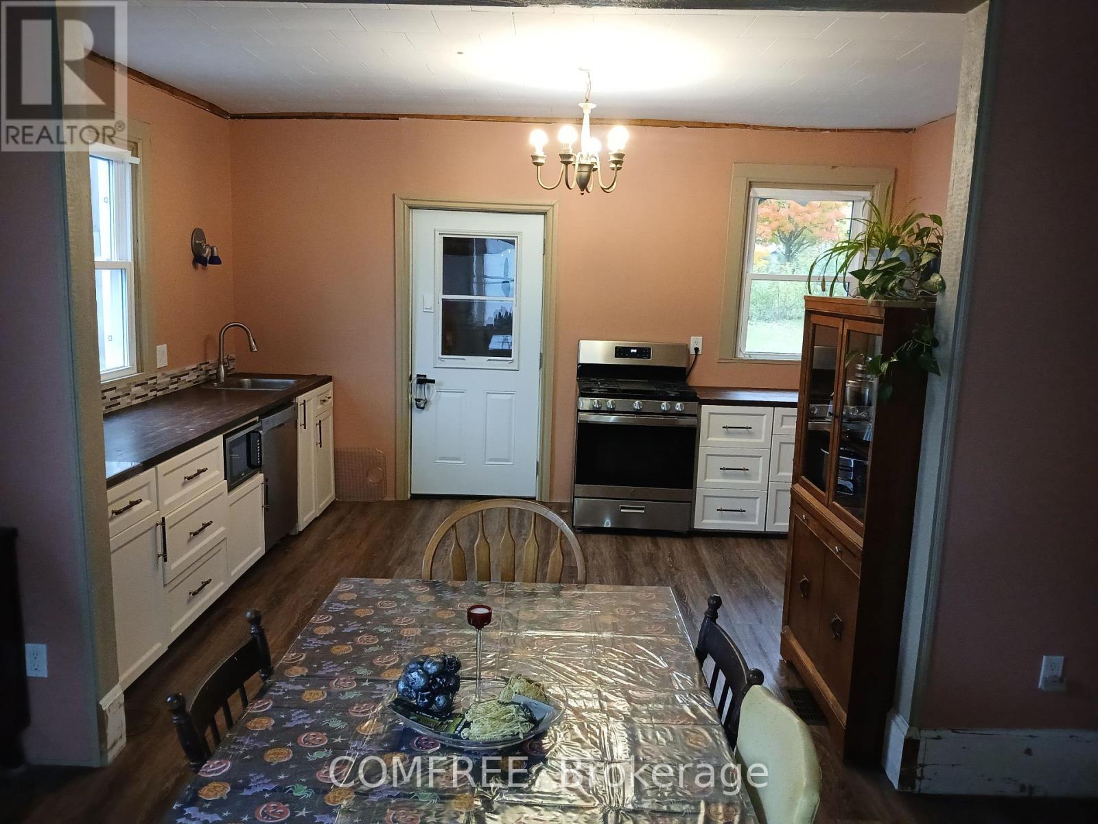 2 Miller Street, Lansdowne Village, Ontario  K0E 1L0 - Photo 6 - X13131152
