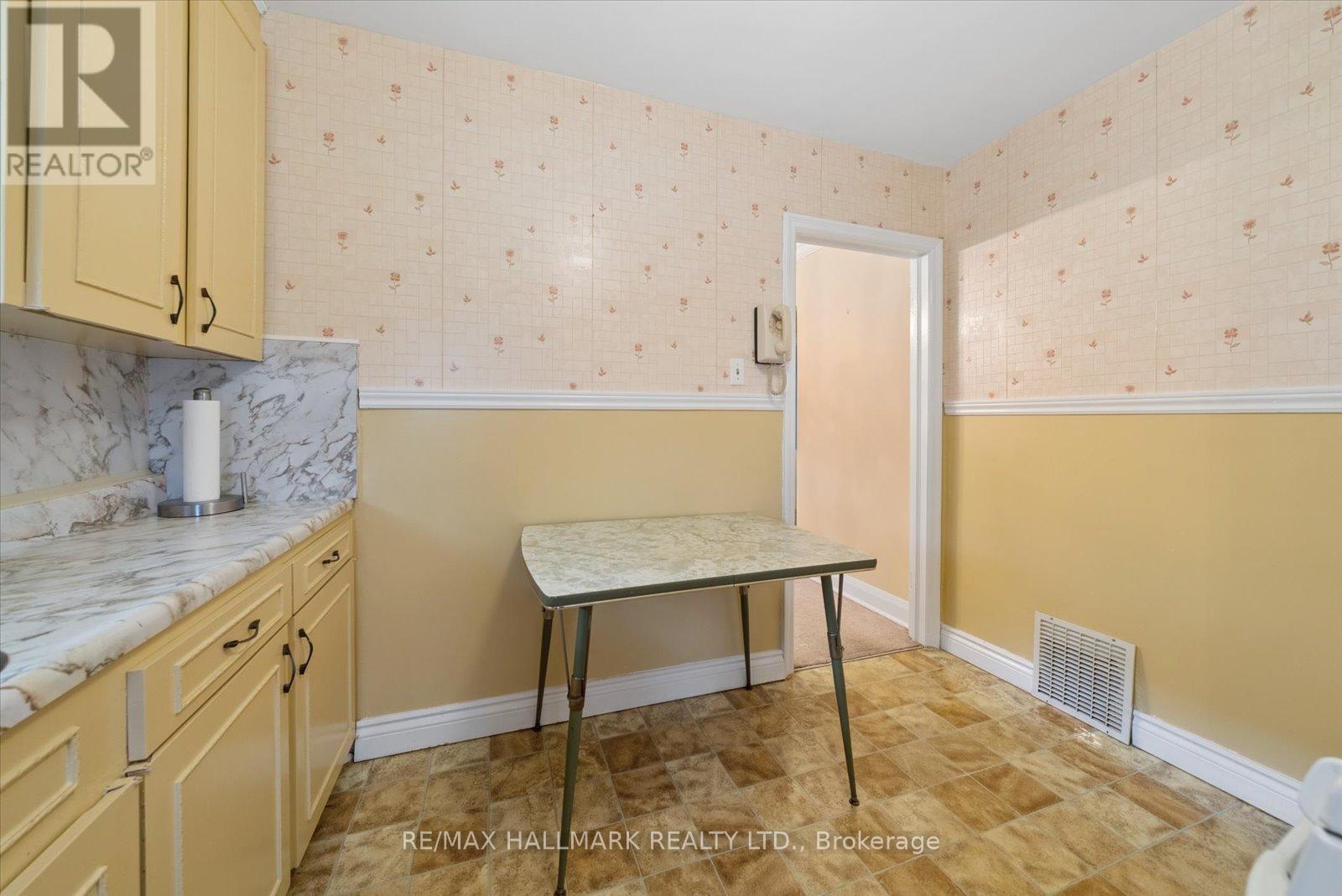 51 Bertha Avenue, Toronto, Ontario  M1L 3M1 - Photo 14 - E13131050