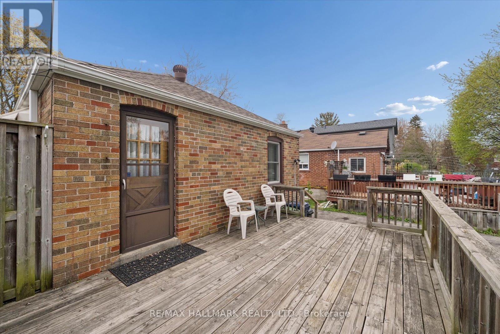 51 Bertha Avenue, Toronto, Ontario  M1L 3M1 - Photo 30 - E13131050