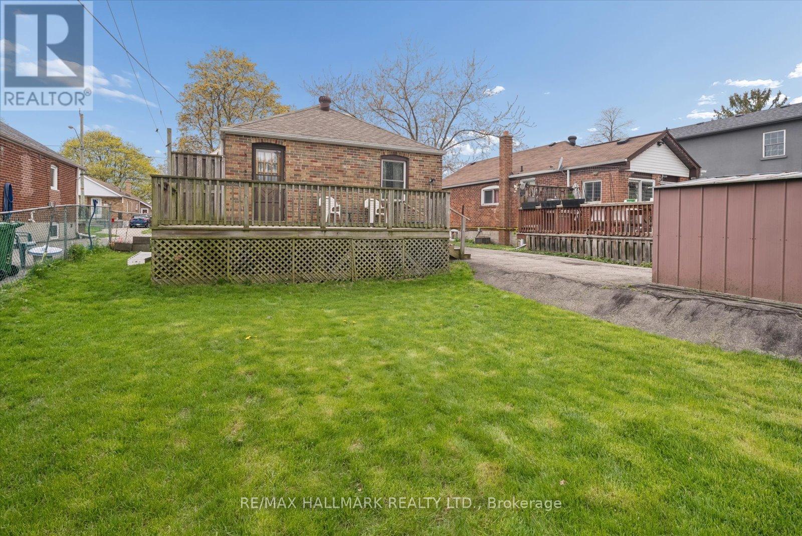 51 Bertha Avenue, Toronto, Ontario  M1L 3M1 - Photo 34 - E13131050