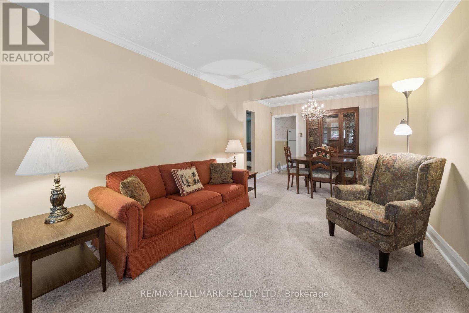 51 Bertha Avenue, Toronto, Ontario  M1L 3M1 - Photo 9 - E13131050