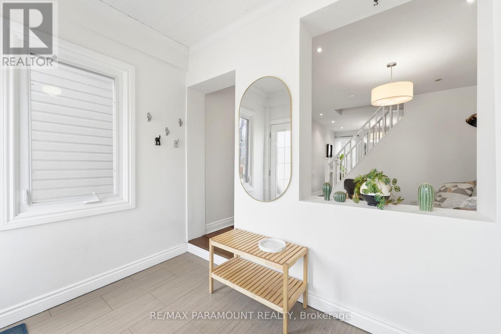 670 Rhodes Avenue, Toronto, Ontario  M4J 4X6 - Photo 14 - E13131086