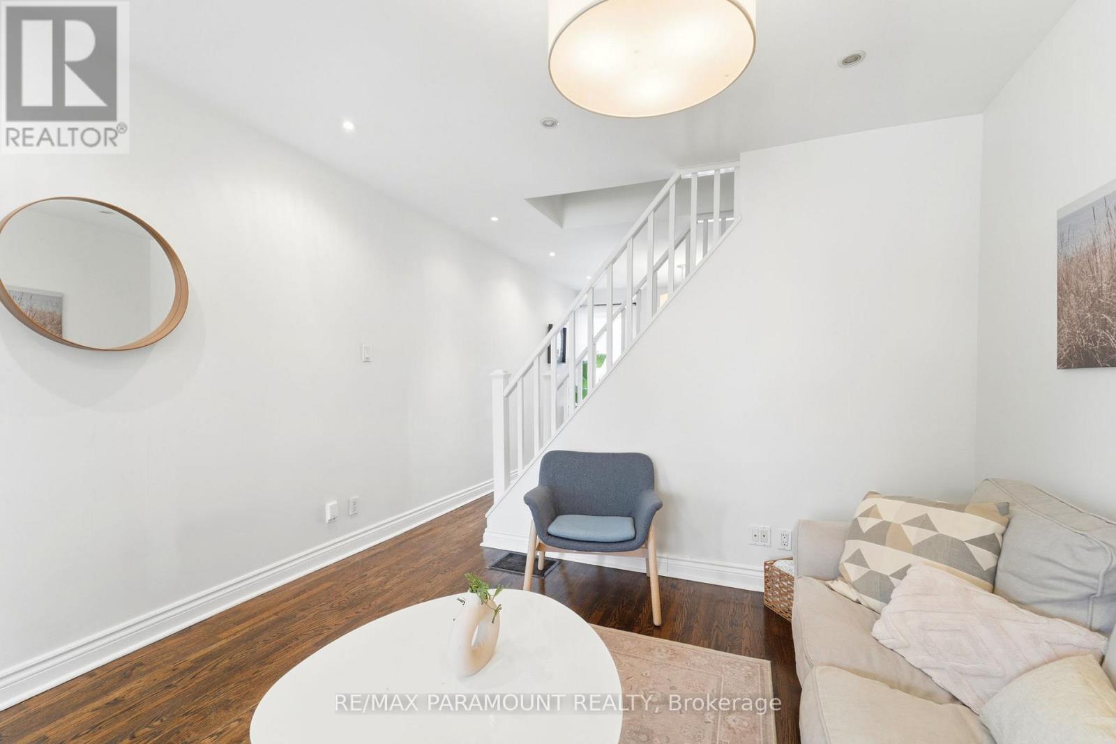 670 Rhodes Avenue, Toronto, Ontario  M4J 4X6 - Photo 18 - E13131086