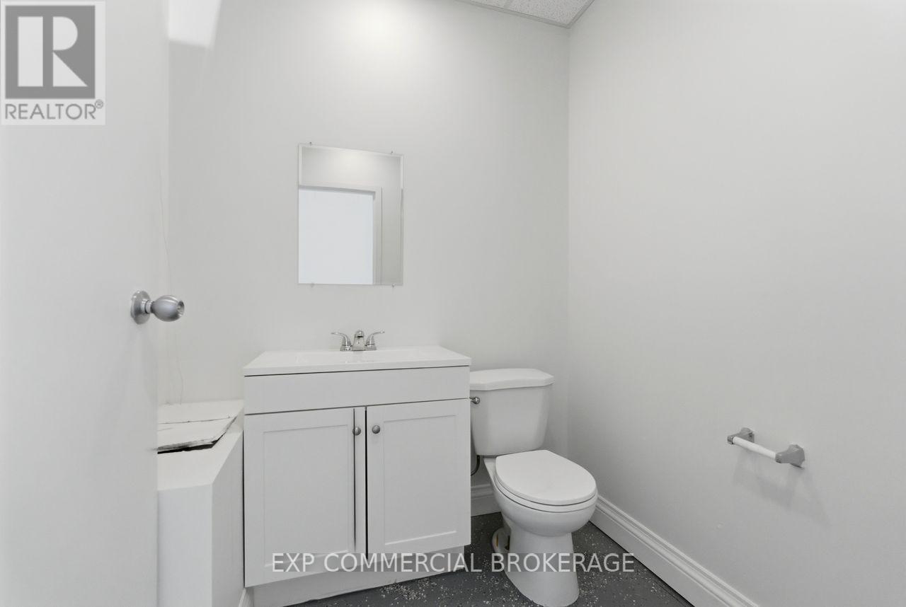 7 - 397 Humberline Drive, Toronto, Ontario  M9W 5T5 - Photo 5 - W13131114
