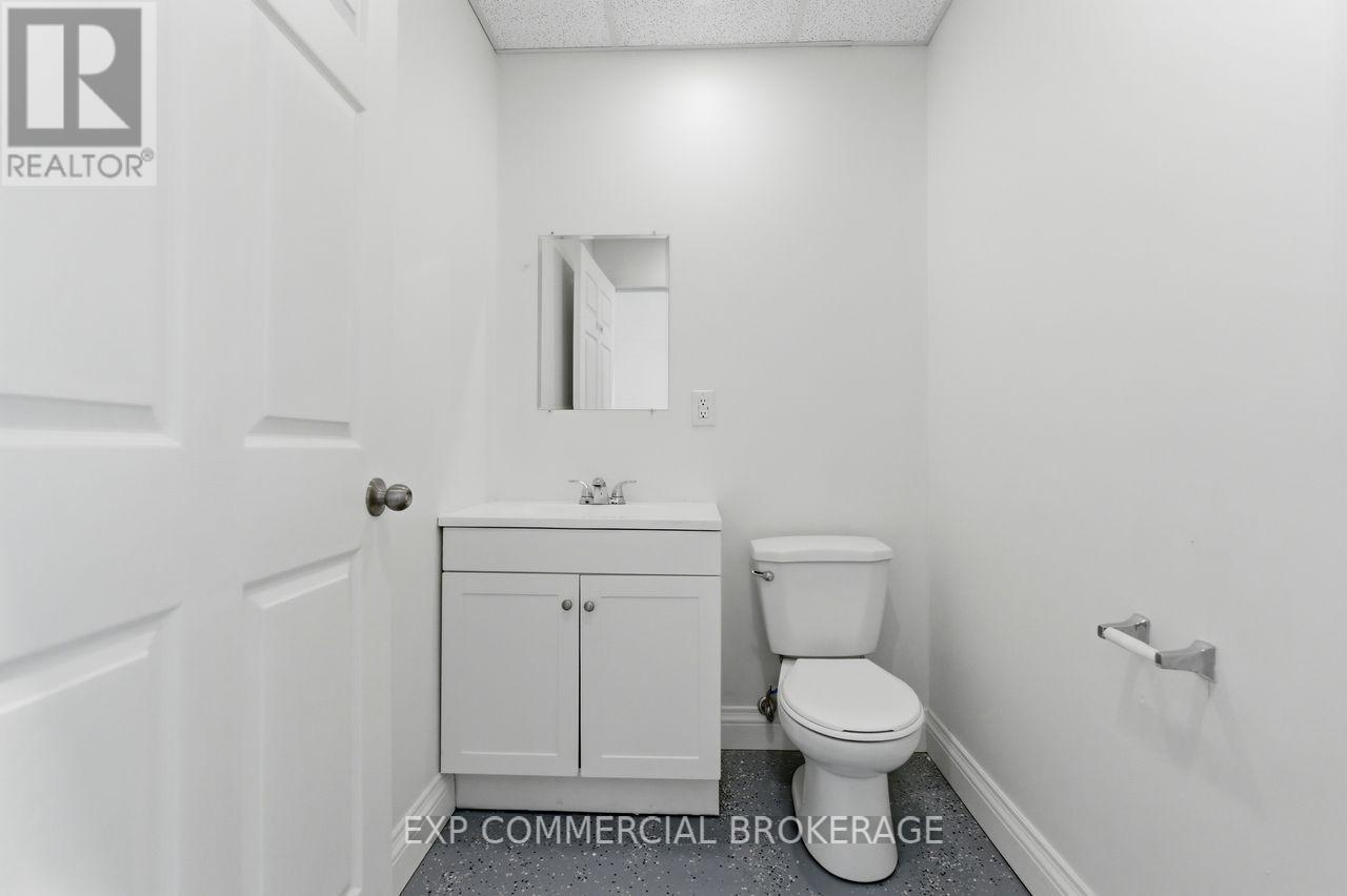 7 - 397 Humberline Drive, Toronto, Ontario  M9W 5T5 - Photo 6 - W13131114