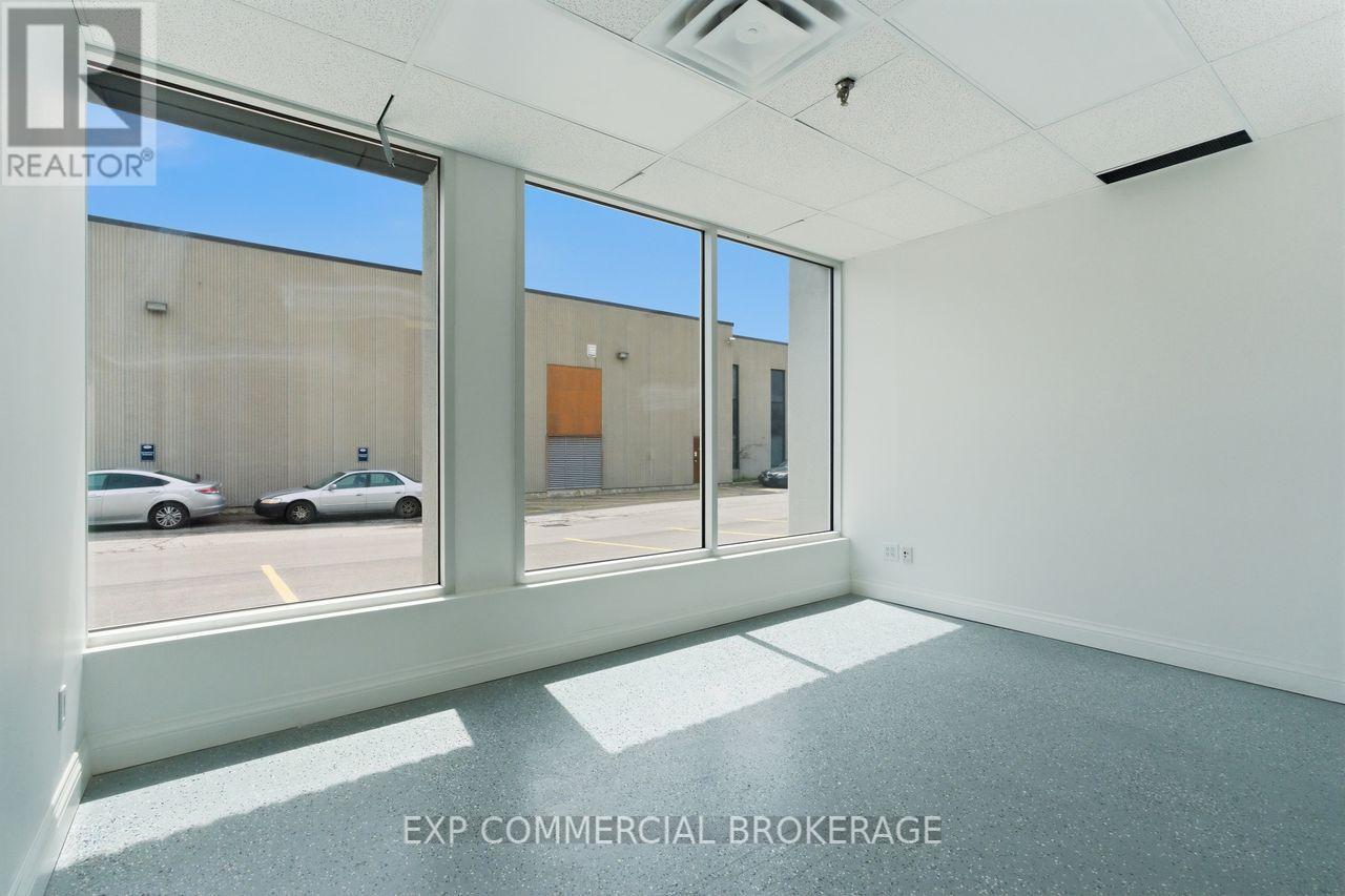 5 - 397 Humberline Drive, Toronto, Ontario  M9W 5T5 - Photo 10 - W13131126