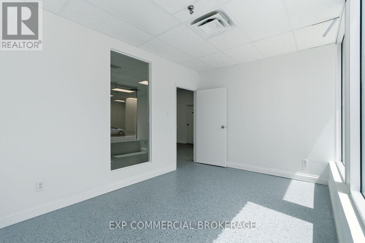 5 - 397 Humberline Drive, Toronto, Ontario  M9W 5T5 - Photo 11 - W13131126