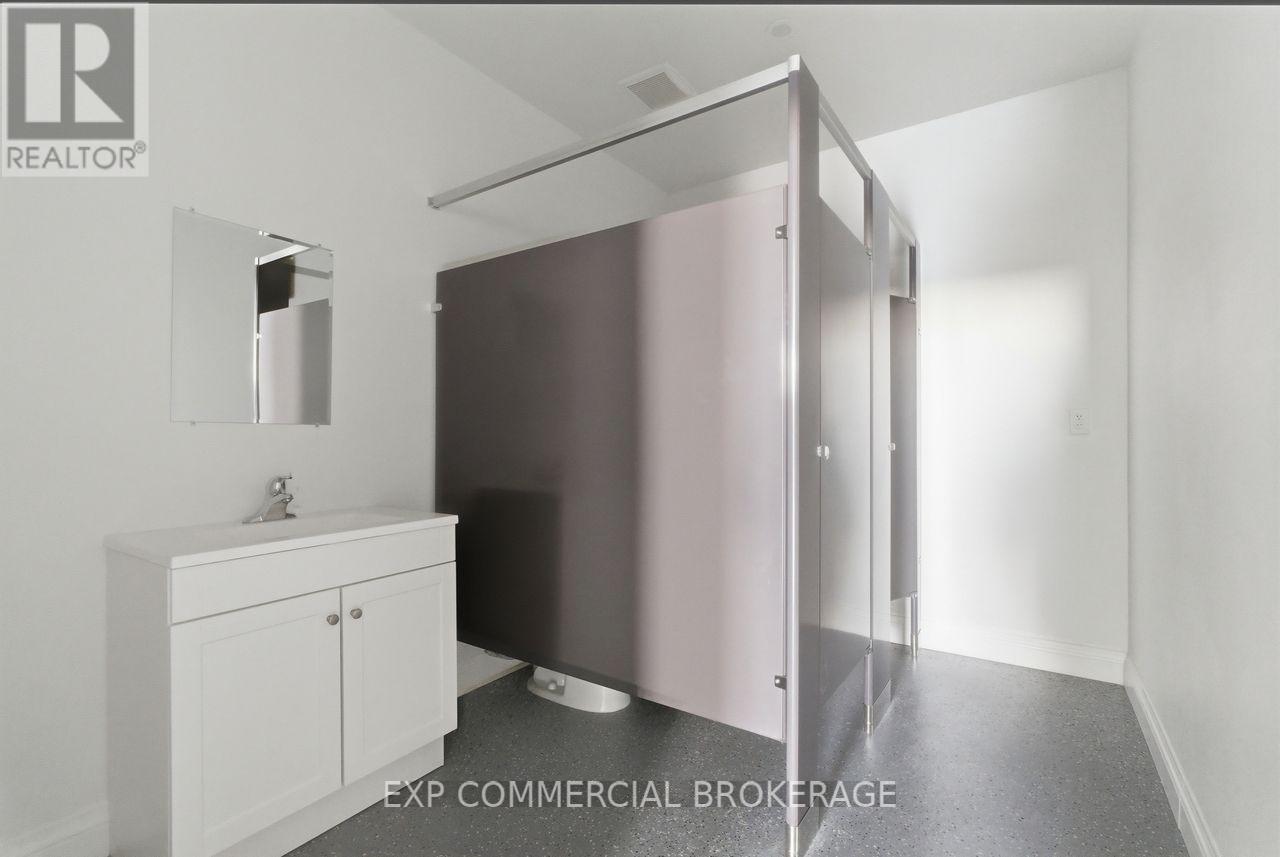 8&9 - 397 Humberline Drive, Toronto, Ontario  M9W 5T5 - Photo 2 - W13131128
