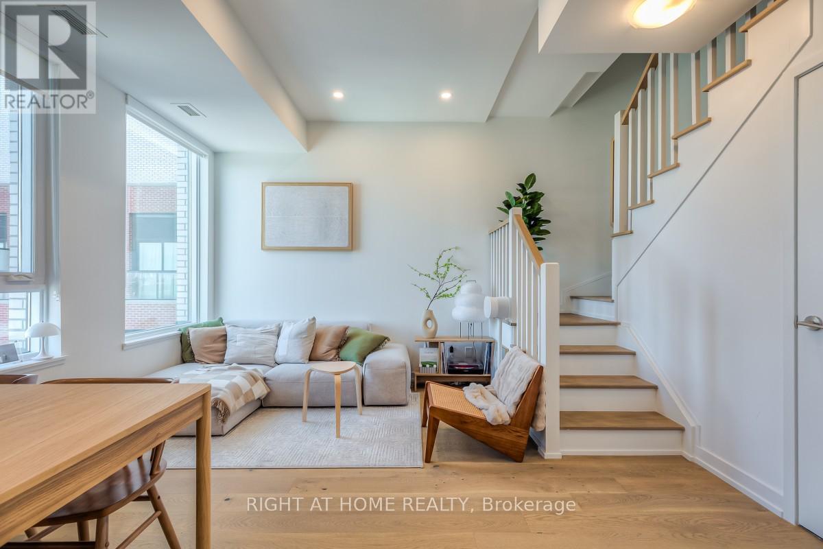 1211 - 3100 Keele Street, Toronto, Ontario  M3M 2H4 - Photo 4 - W13131158