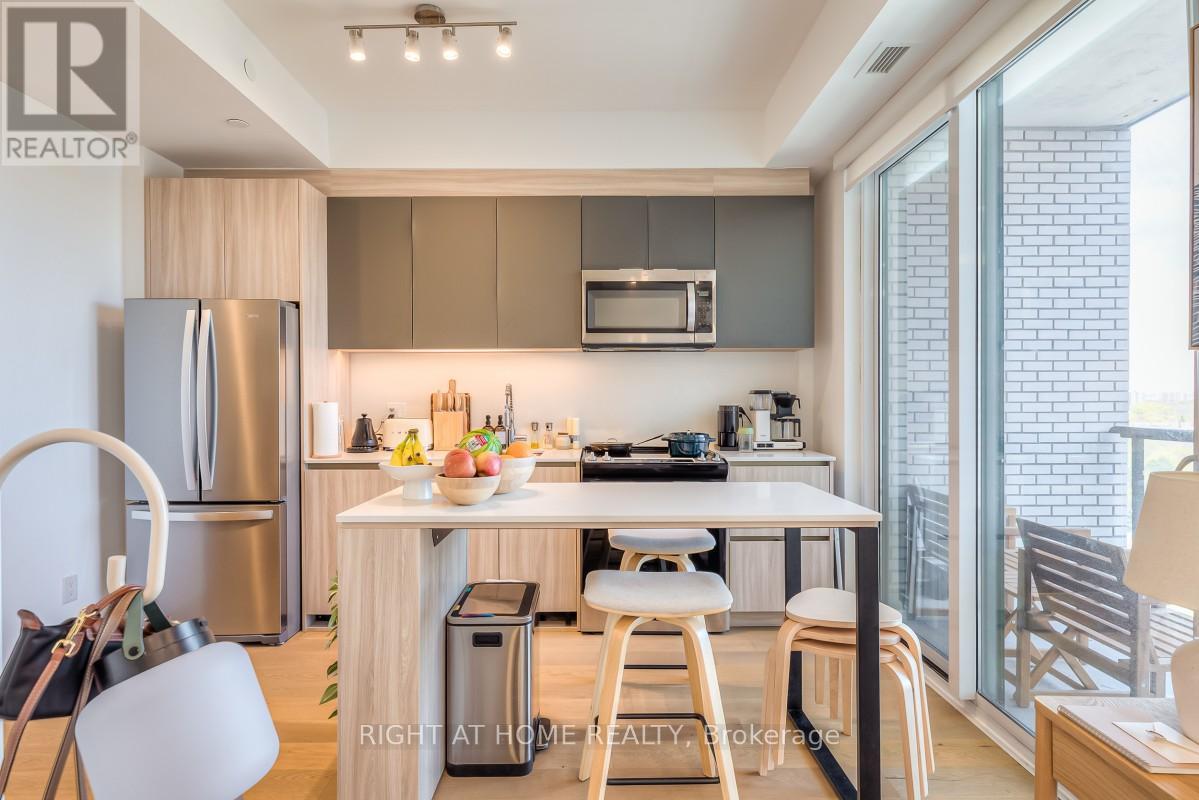 1211 - 3100 Keele Street, Toronto, Ontario  M3M 2H4 - Photo 8 - W13131158