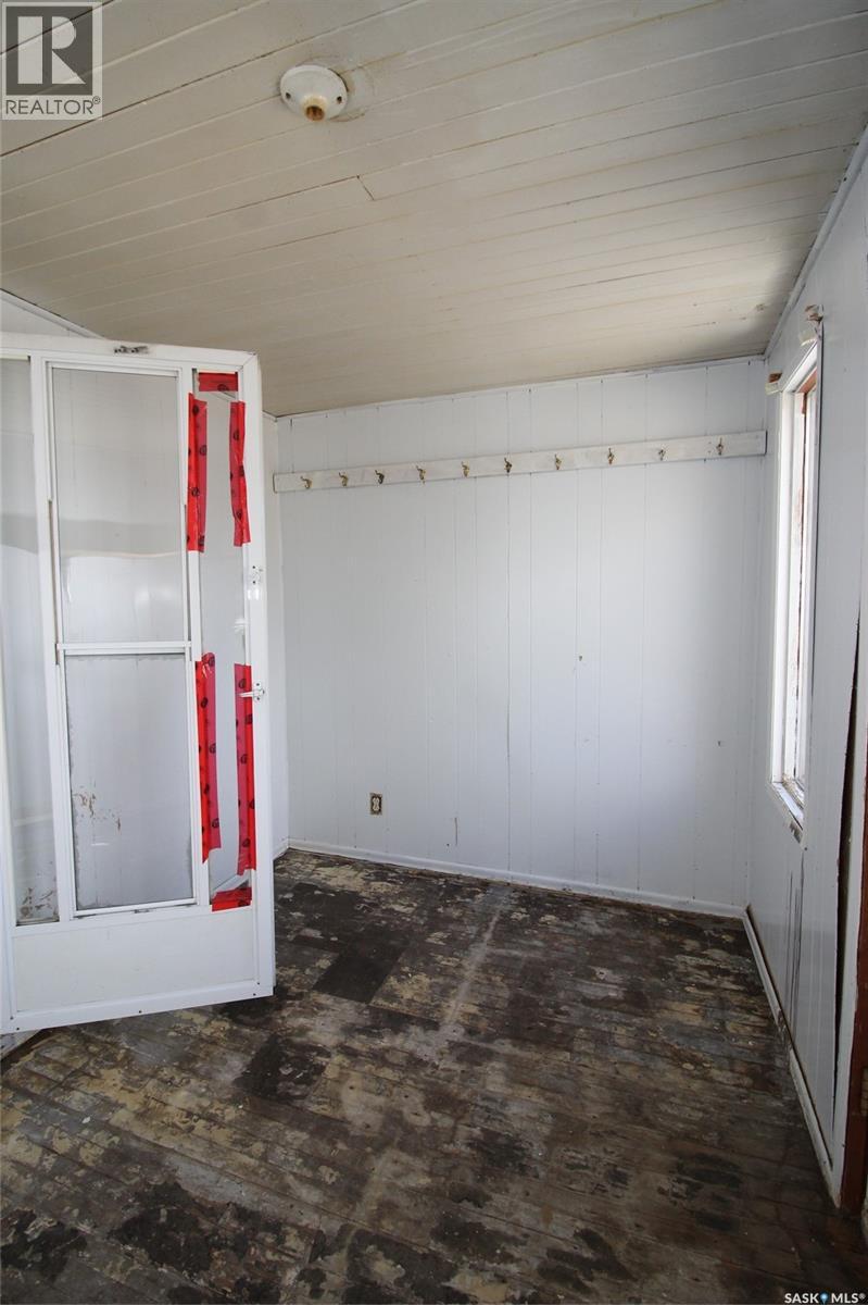 428 3rd Street W, Shaunavon, Saskatchewan  S0N 2M0 - Photo 10 - SK035898