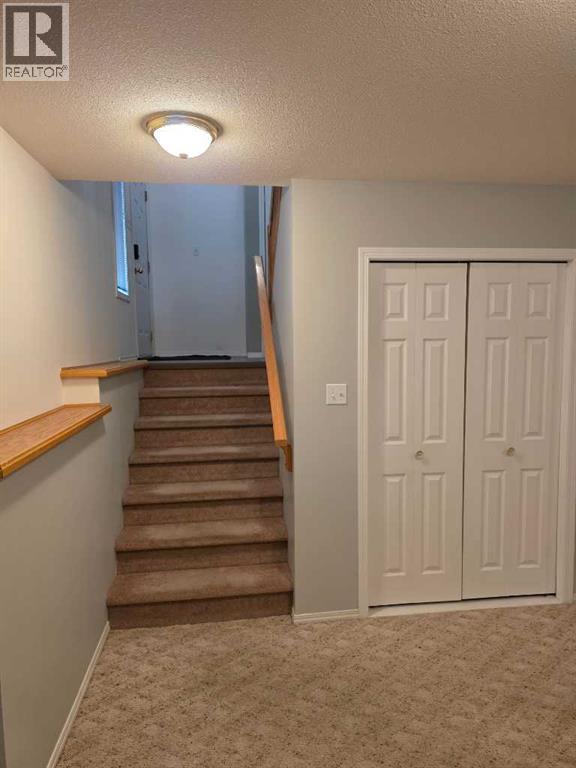 4 St James Boulevard N, Lethbridge, Alberta  T1H 6M5 - Photo 16 - A2304770