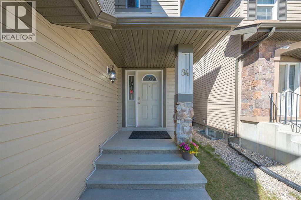 94 Kincora Gardens, Calgary, Alberta  T3R 1R5 - Photo 2 - A2311234