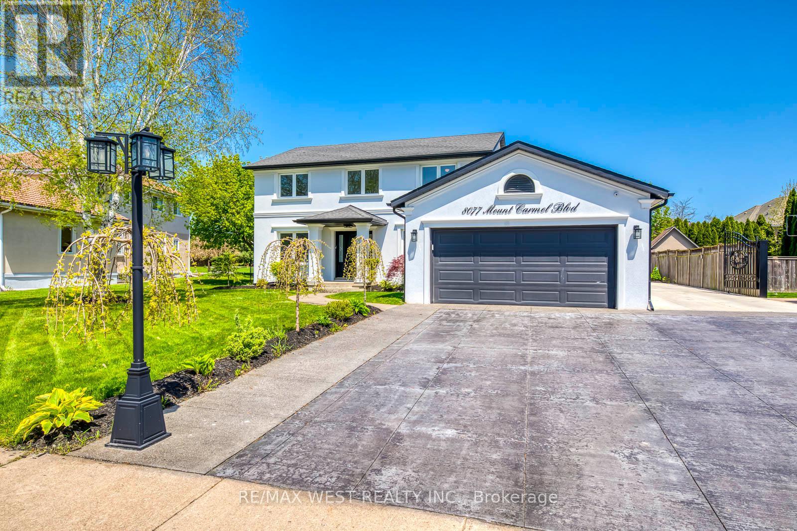 8077 Mount Carmel Boulevard, Niagara Falls, Ontario  L2H 2Y8 - Photo 2 - X13131106