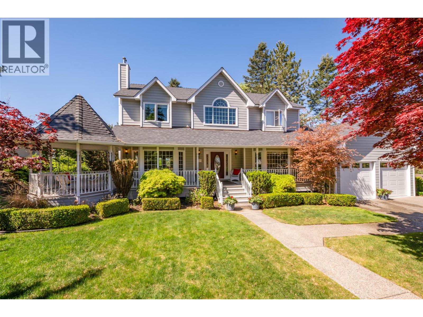741 Westpoint Drive, Kelowna, British Columbia  V1W 2Z4 - Photo 2 - 10386061