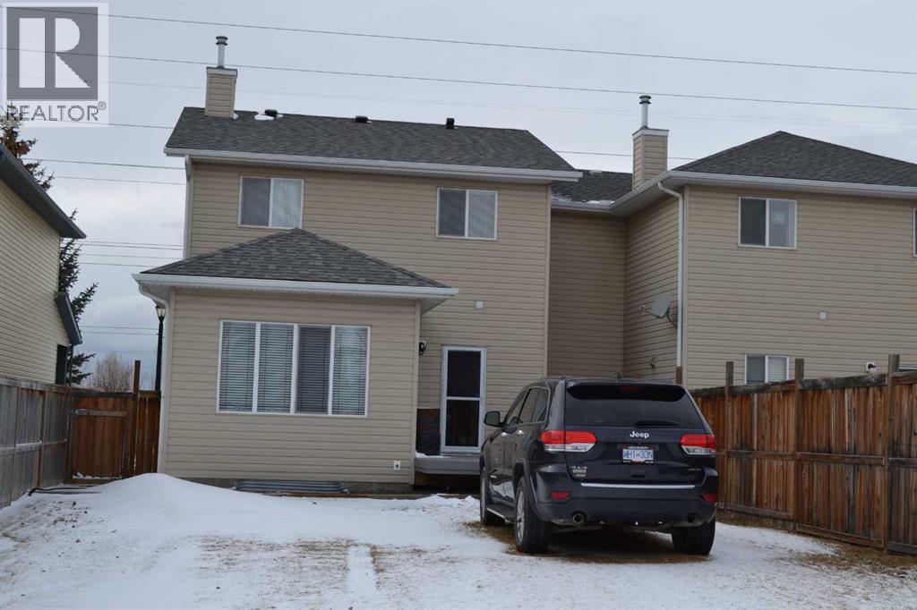 209 Lakeview Inlet, Chestermere, Alberta  T1X 1P4 - Photo 3 - A2294307