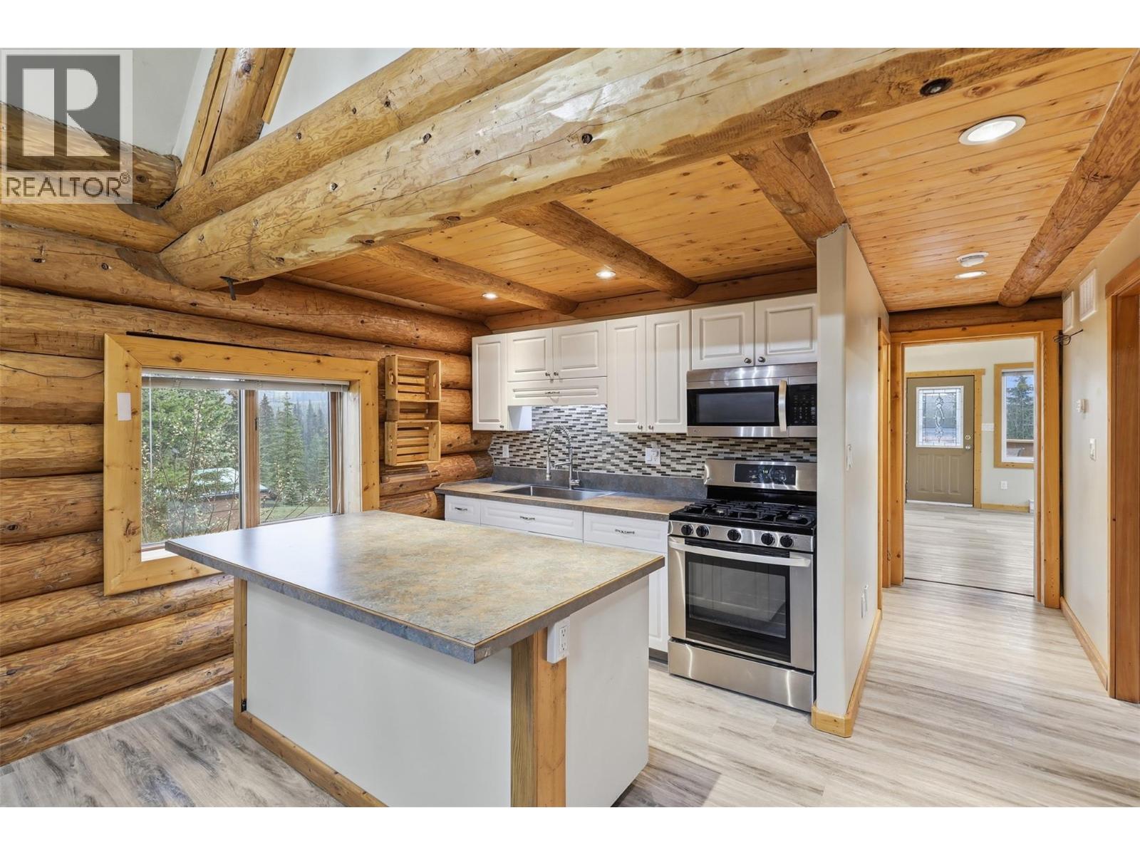 4761 Atwater Road, Logan Lake, British Columbia  V0K 1W0 - Photo 17 - 10387607