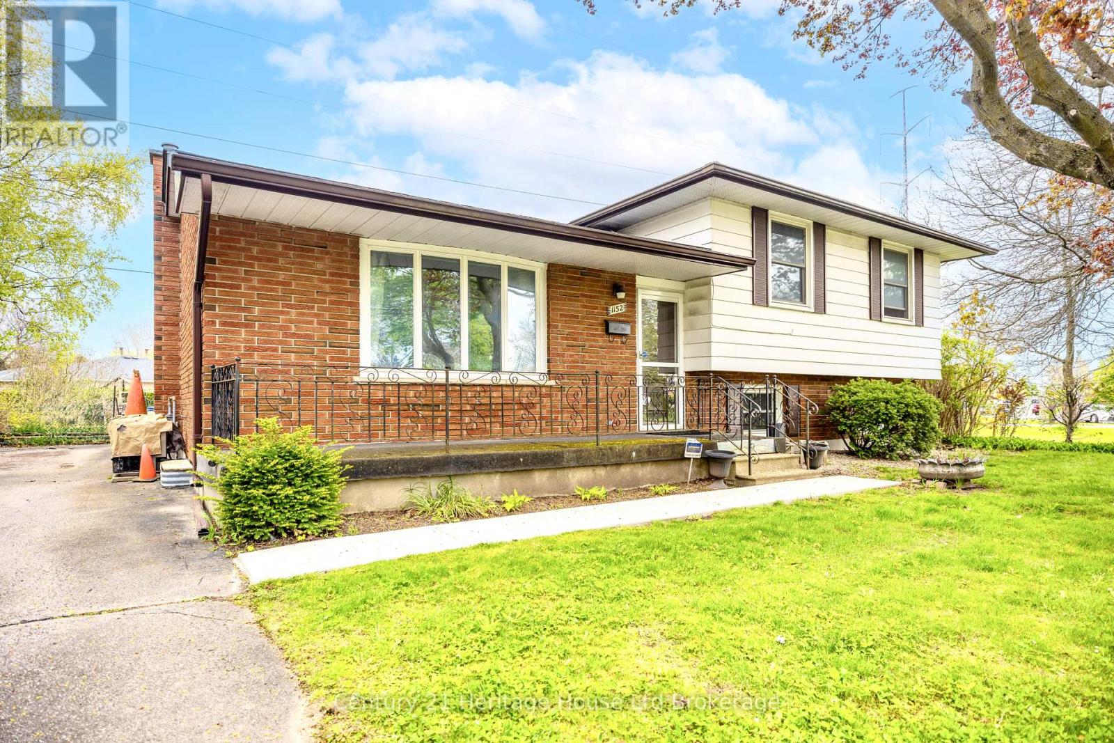 1152 Sorrel Street, London East, Ontario  N5V 2N1 - Photo 3 - X13131190