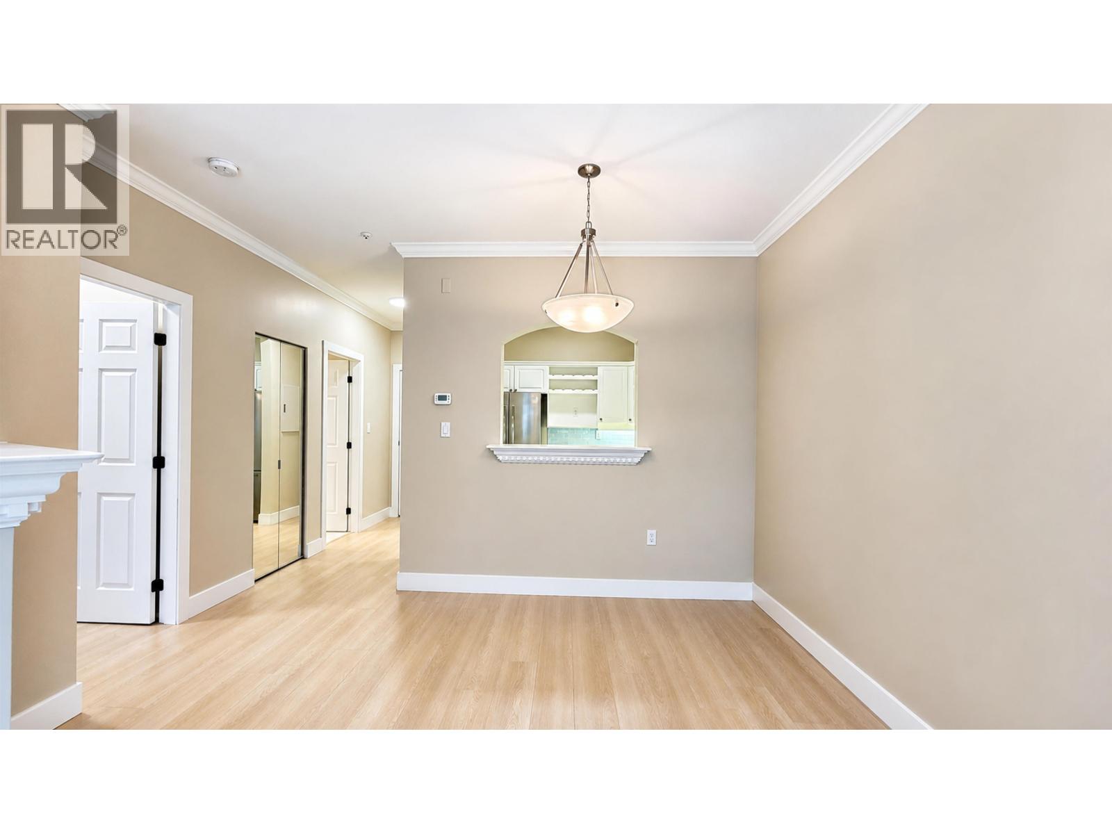 211 2985 Princess Crescent, Coquitlam, British Columbia  V3B 7P3 - Photo 12 - R3123988