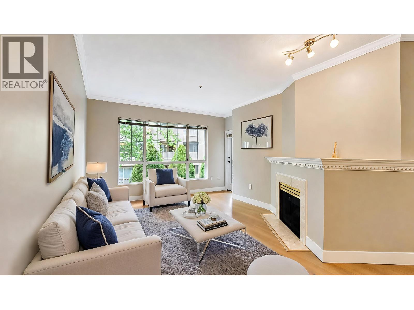 211 2985 Princess Crescent, Coquitlam, British Columbia  V3B 7P3 - Photo 4 - R3123988