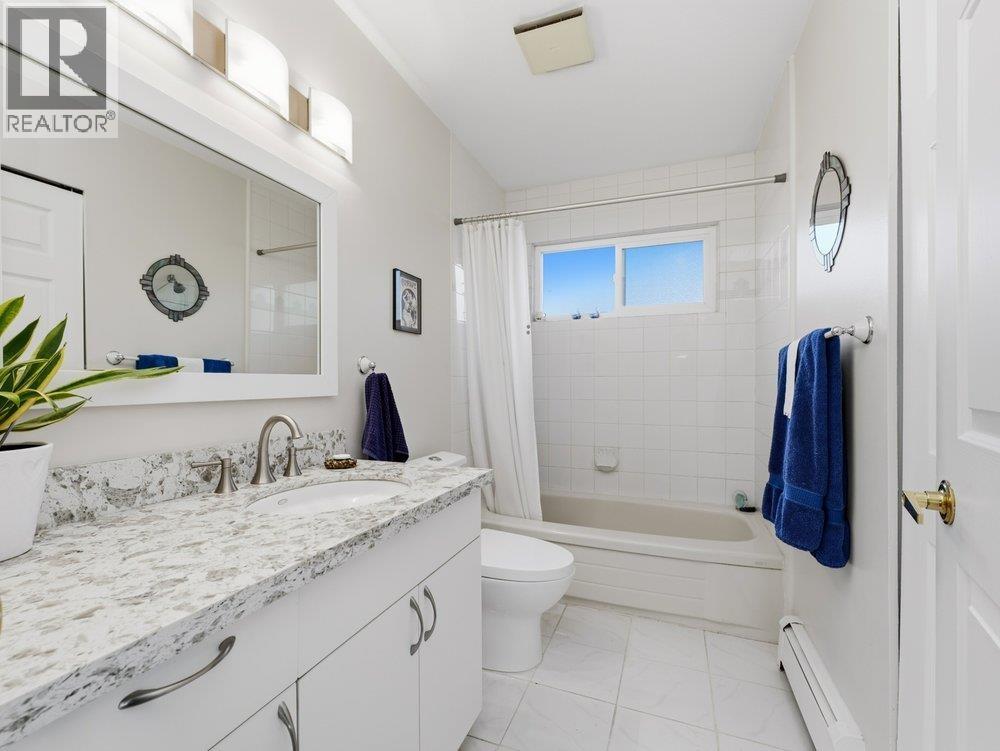 3298 Mahon Avenue, North Vancouver, British Columbia  V7N 3T5 - Photo 14 - R3123999