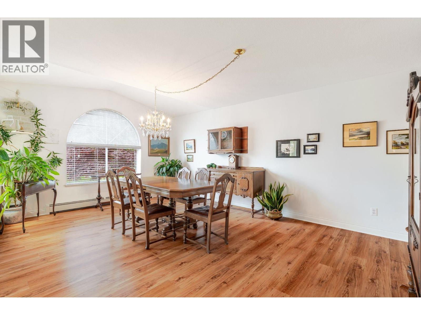 3298 Mahon Avenue, North Vancouver, British Columbia  V7N 3T5 - Photo 4 - R3123999