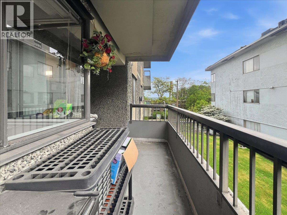 305 47 Agnes Street, New Westminster, British Columbia  V3L 1E2 - Photo 17 - R3123984