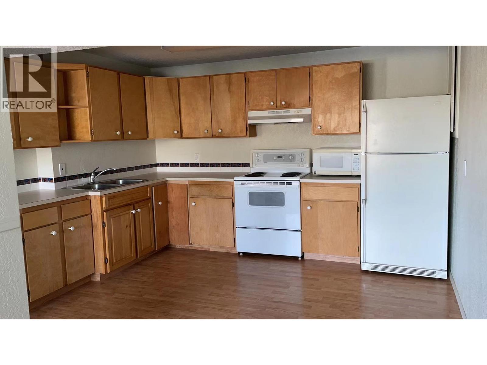 3805 22 Avenue, Vernon, British Columbia  V1T 1H7 - Photo 6 - 10385890