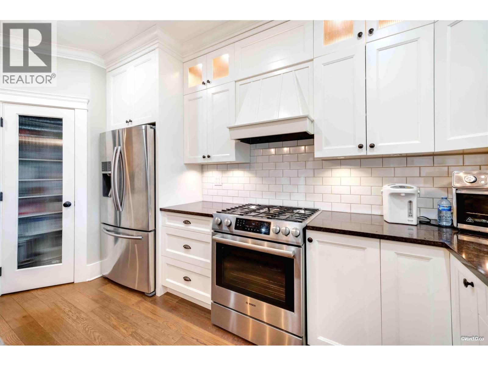 221 Ninth Avenue, New Westminster, British Columbia  V3L 2A2 - Photo 16 - R3122479